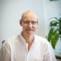 Dr. med. Axel Engler